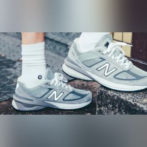 New Balance Sneakers Women's